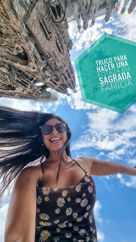 🔐 10 TIPS para visitar la Sagrada Familia.
1️⃣ Aunque hay un ascensor para subir a las Torres de la Sagrada Familia, hay que bajar un tramo de escaleras en espiral. Si tienes claustrofobia o miedo a las alturas, sáltate las torres.
2️⃣ Los menores de 6 años no pueden acceder a las torres. Todas las personas entre 6 y 16 años deben estar acompañadas por un adulto para subir a las torres.
3️⃣ Al elegir a qué torre subir, recuerda que la fachada de la Natividad está orientada al este de Barcelona, mientras que la fachada de la Pasión está orientada al centro de la ciudad.
4️⃣ Si eliges un idioma alternativo para tu visita guiada, asegúrate de los horarios, ya que difieren de las visitas guiadas en inglés.
5️⃣ Algunos tours no cuentan con audioguía para niños. Infórmate sobre todas las exclusiones del tour que elijas.
6️⃣ Reserva tu ticket en @headout para una experiencia sin complicaciones ni esperas.
7️⃣ La entrada a Sagrada Familia Barcelona es gratuita para quienes hayan adquirido el Barcelona Pass, así como los domingos por la mañana de 8 a 9h. Este es el día de la misa semanal. No se viene a visitar sino a comulgar, pero ya habrás entrado.
8️⃣ Usar trípode o flash está prohibido dentro de la iglesia. Pero, con los permisos previos y los documentos necesarios, sí podrás hacerlo.
9️⃣ Guarda tu entrada en todo momento mientras estés en la Basílica. Puede haber controles aleatorios y pedírtela.
🔟 Está prohibido comer, beber o fumar.
👉🏻 10% con mi código Wonder10 para usar en Headout.
#photoshootideas #poses #posestips #posesforpictures #phototips #photographytips #howtopose #cameratricks #howto #tutorialsvideos #photoideas #Barcelona #Barcelonacity #planesbarcelona #spain