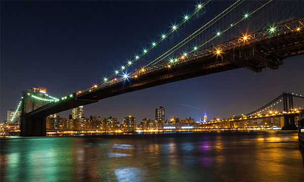 100-things-to-do-in-NYC-Summer-2017-9-11-memorial-and-brooklyn-bridge-night-tour