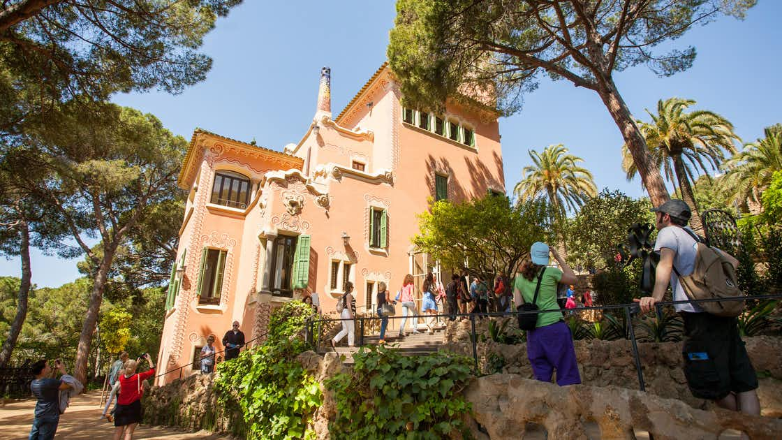 gaudi barcelona buildings - gaudi house museum