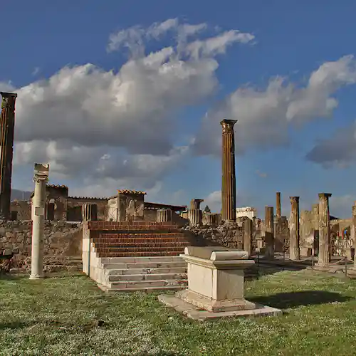  Temple of Apollo