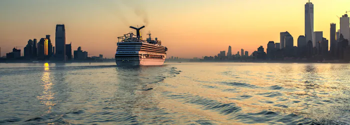 Circle Line NYC Landmarks Cruise