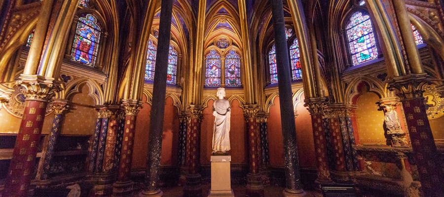 paris in march - Sainte Chapelle