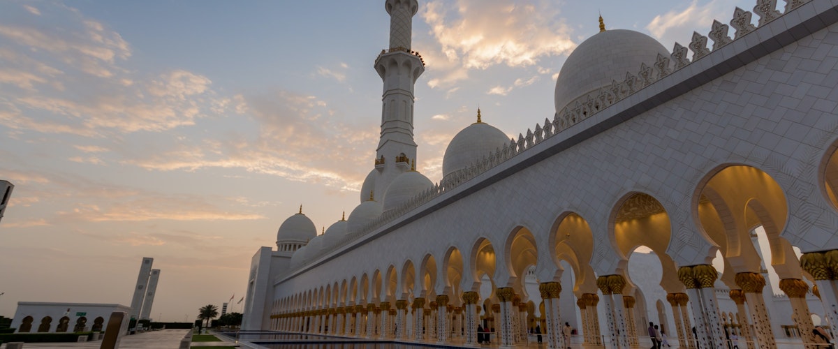 sheikh zayed grand mosque