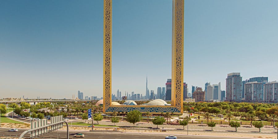 Dubai in march - dubai frame
