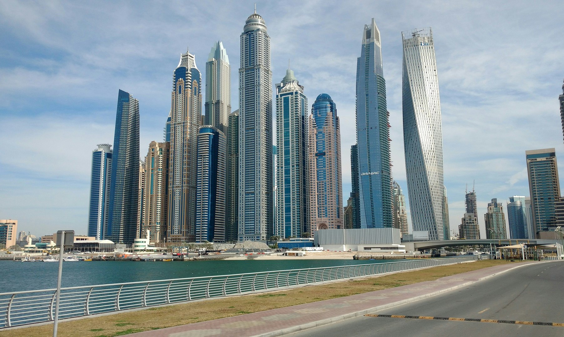 burj khalifa entrances