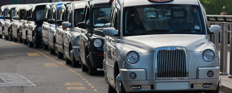 London public transportation-taxis