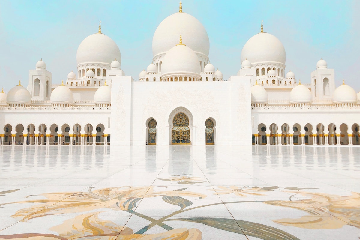 sheikh zayed grand mosque