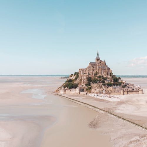 Paris to Mont St Michel day trip-bay