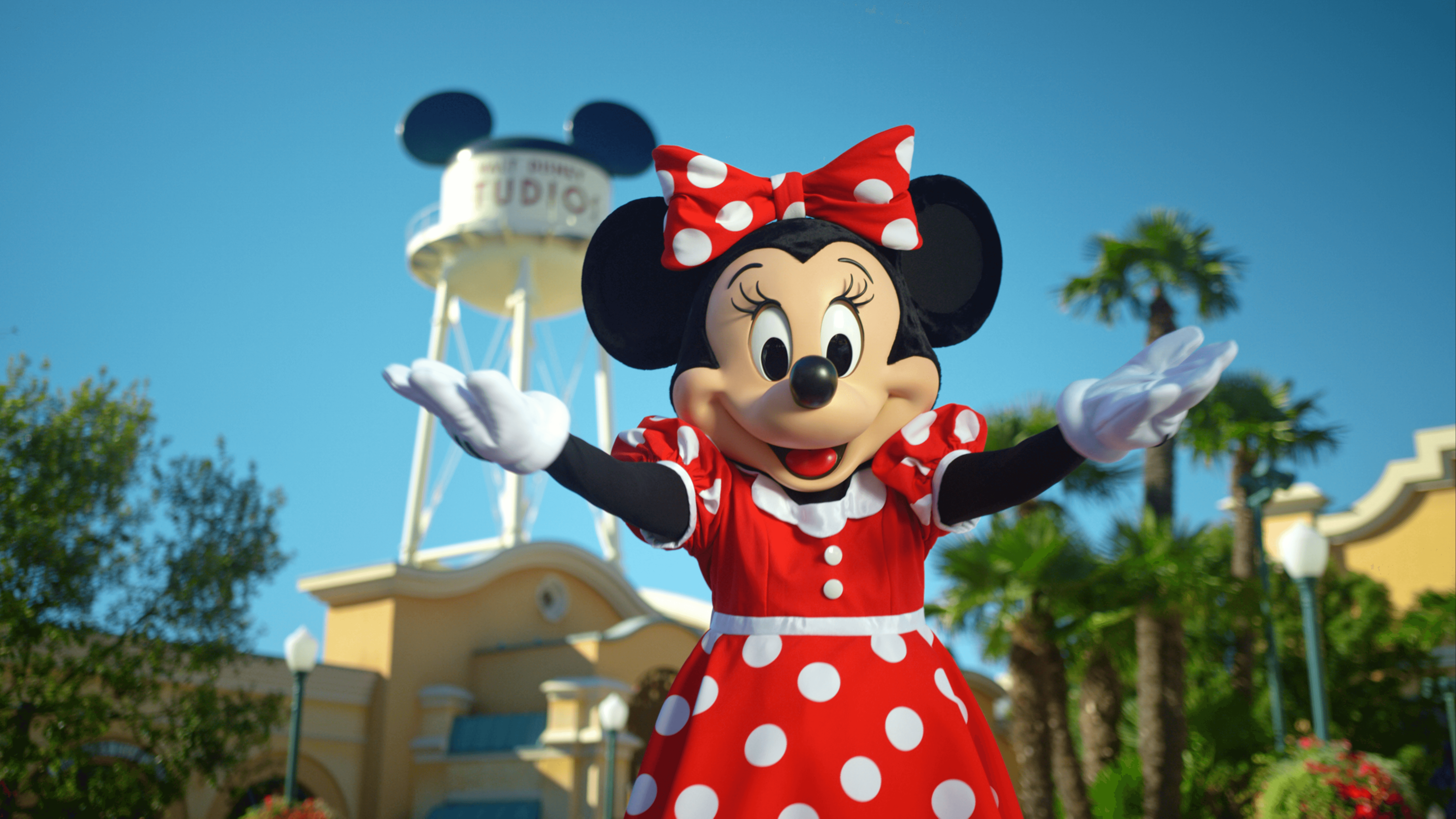 1-Day Ticket to Disneyland® Paris