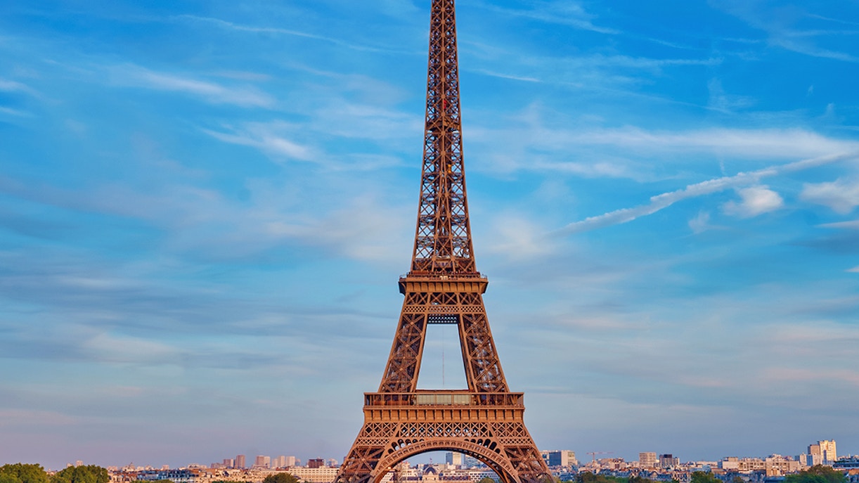 eiffel tower night