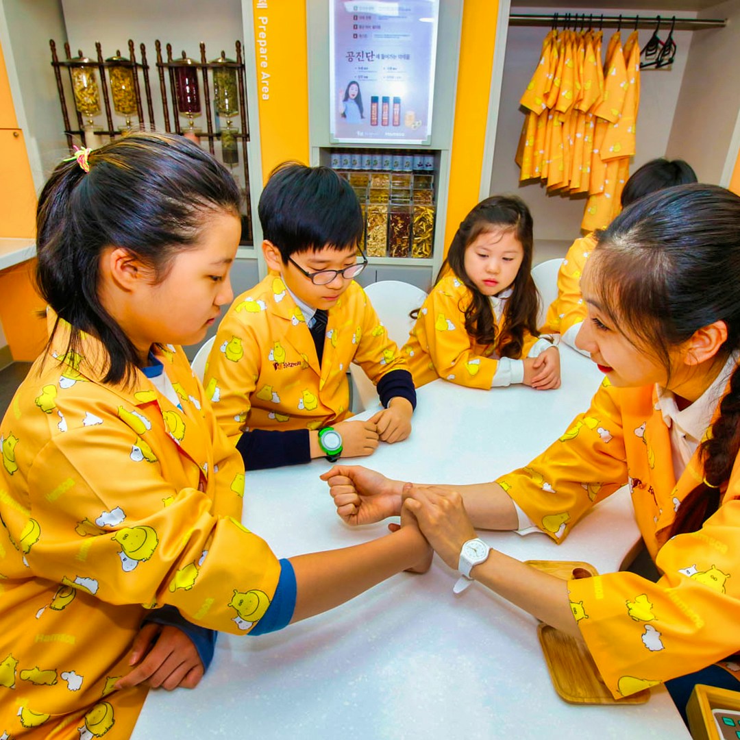 Children participating in an activity at Kidzania Seoul.